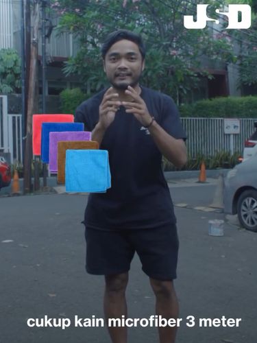 Modal Rp150 Ribu, Pria Magelang Bikin Baju Lari Sendiri Pria Magelang viral jahit baju lari dari kain microfiber Rp150 ribu. Solusi outfit olahraga murah, fungsional, cepat serap keringat, dan netizen ngakak.