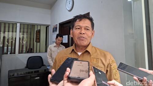 Plh Sekda NTB Lalu Moh Faozal. (Foto: Ahmad Viqi/detikBali)