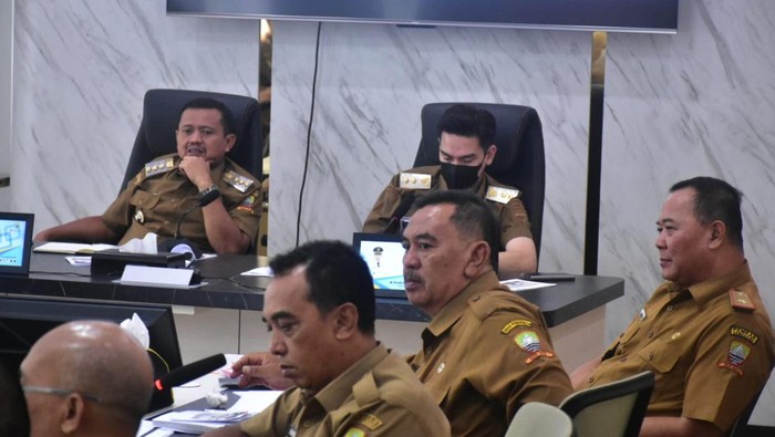 Rapat Koordinasi (Rakor) di ruang Rapat Bupati bersama Tim Pengendalian Inflasi Daerah (TPID), Senin (23/2/2026).