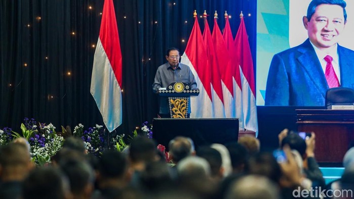 SBY memberikan kuliah umum di Lemhanas, Jakarta, Senin (23/2/2026). Dalam kesempatan itu, SBY menyinggung AS yang mau jadi negara unipolar atau satu-satunya penguasa dunia.