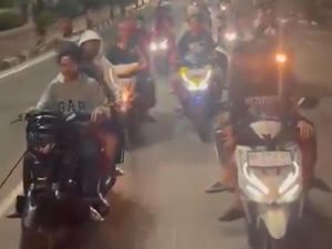 Komplotan Remaja Konvoi Bermotor Bawa Sajam di Prabumulih Ditangkap Polisi