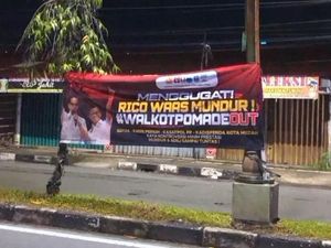 Viral Spanduk Minta Dirinya Mundur, Walkot Rico: Wajar Saja