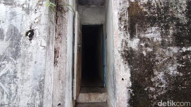 Suasana Gang Beurit di sekitar Jalan Cihideung Kota Tasikmalaya.