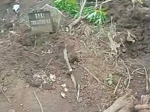 Video Geger Puluhan Makam di Kota Batu Dirusak Juru Kunci
