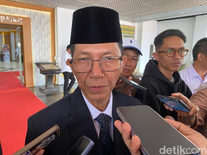 Wali Kota Batam, Amsakar Achmad mundur dari Ketua DPW NasDem Kepri
