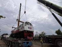 KAI Logistik Kirim 12 Lokomotif dari Sumatera ke Jawa buat Angkutan Lebaran