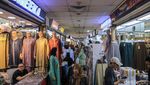 Awal Ramadan, Tanah Abang Diserbu Pemburu Busana Lebaran