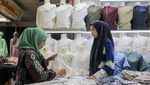 Awal Ramadan, Tanah Abang Diserbu Pemburu Busana Lebaran