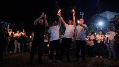 Bebas dari El Rodeo, Tahanan Politik Ikut Doa Bersama dengan Keluarga