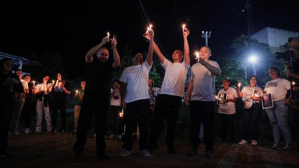Bebas dari El Rodeo, Tahanan Politik Ikut Doa Bersama dengan Keluarga