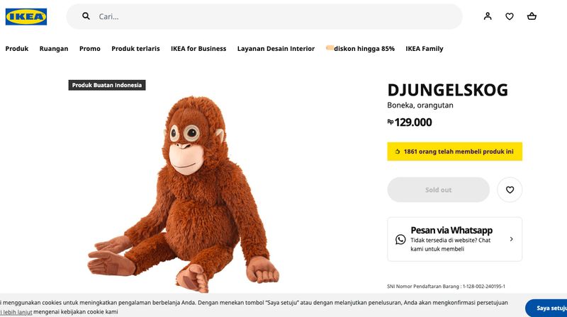 Boneka orangutan IKEA yang viral karena bayi monyet Jepang, Punch.