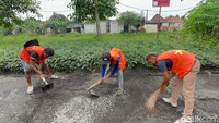 Pemerintah Kabupaten Sidoarjo mengebut perbaikan 26 ruas jalan rusak yang tersebar di sejumlah kecamatan.