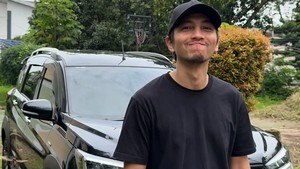 Lets go dengerin lagu baru Fiersa Besari, Tulang Punggung. (Foto: dok Instagram fiersabesari)