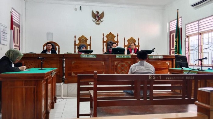 Foto: Sidang putusan putusan Matius Zagato di ruang Kartika, Pengadilan Negeri(PN) Medan, Selasa(23/2/2026)
(Juita Sinuhaji/detikSumut)
