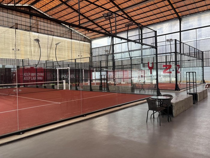 Lapangan padel di Kampung Padel, Kabupaten Tangerang, Selasa (24/2/2026)