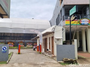 Kata Warga hingga Pedagang Usai Muncul Kampung Padel di Tangerang