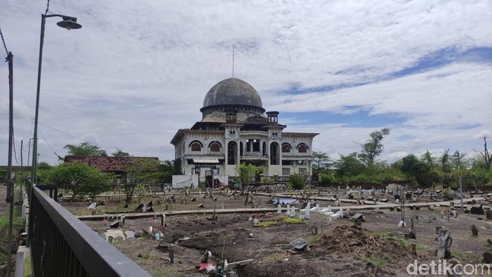 Masjid Baitul Hamdi di Sidoarjo