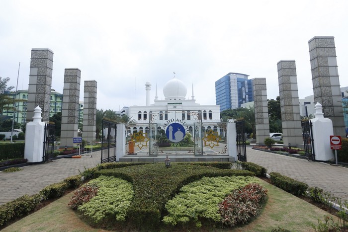 Masjid yang bagikan buka puasa gratis.