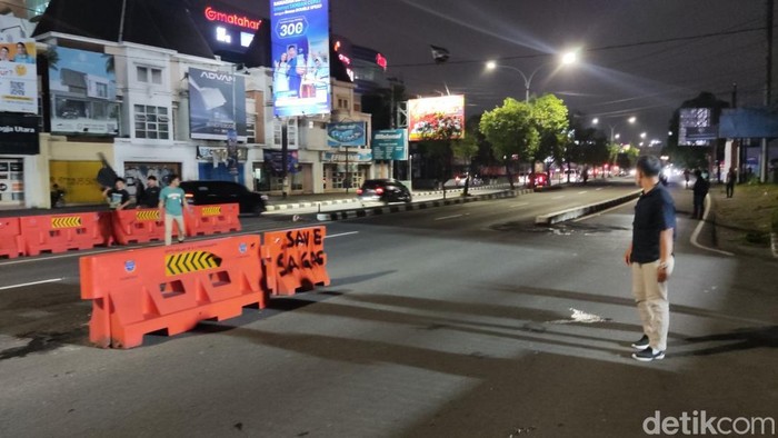 Massa demo di depan Mapolda DIY dipukul mundur, Selasa (24/2/2026) malam.