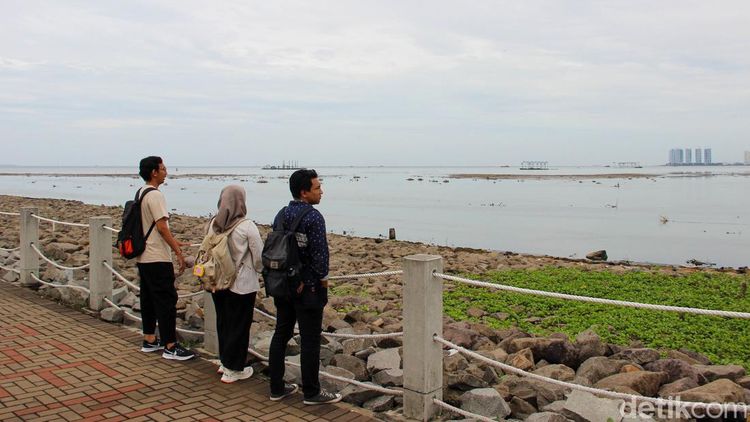 Ngabuburit Sambil Rekreasi di PIK 2