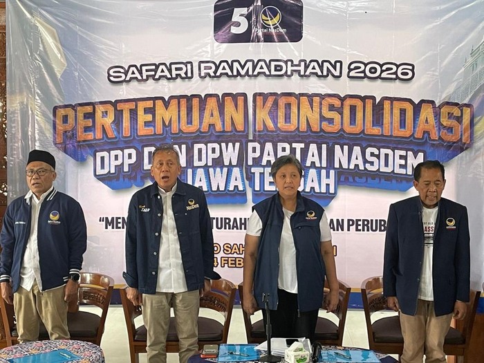 Pertemuan konsolidasi DPP dan DPW Partai Nasdem Jawa Tengah dalam rangka Safari Ramadan 2026 di Joglo Sahabat Akhwan Kudus, Selasa (24/2/2026).