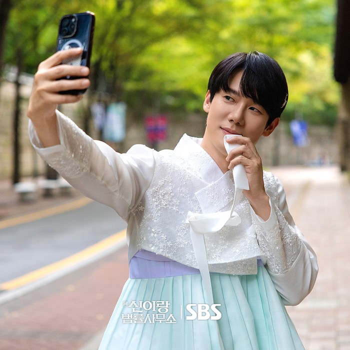 Adegan dalam drama Korea terbaru SBS Phantom Lawyer.