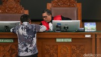 Alhasil, sidang ditunda sampai tanggal 3 Maret 2026.