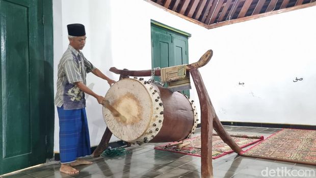 Potret Masjid Agung Giriloyo di Cengkehan, Wukirsari, Imogiri, Bantul, Selasa (24/2/2026). Potret Masjid Agung Giriloyo di Cengkehan, Wukirsari, Imogiri, Bantul. Masjid ini dibangun Sultan Agung sebelum Makam Raja-raja Imogiri.