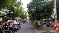 Jalan sepanjang eks pabrik karung jadi pusat kuliner