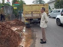Walkot Palembang Tegas Soal Aktivitas Pembangunan Ganggu Lalu Lintas Jalan
