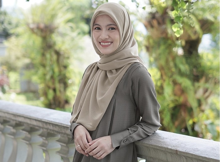 Alyssa Soebandono dan Dude Harlino