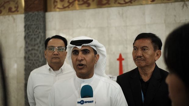 Presiden Konfederasi Anggar Asia (FCA), H.H. Sheikh Salem bin Sultan Al Qasimi, datang langsung menyaksikan pertandingan Kejuaraan Anggar Kadet dan Junior Asia 2026 yang berlangsung di Jakarta Convention Centre (JCC) Senayan, Jakarta, Rabu (25/2/2026).