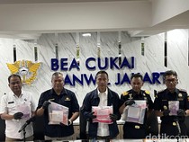 Penyelundup Narkoba Lewat Paket Gaun Nikah Terancam Penjara Seumur Hidup