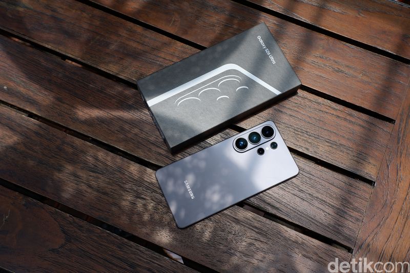 Galaxy S26 Ultra Galaxy S26 Ultra