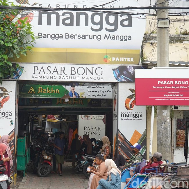 Geliat Penjualan Kurma di Pasar Bong Surabaya