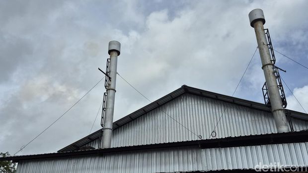 Insinerator berskala kecil di Desa Kutuh, Kuta, Badung, yang beroperasi sejak 2025.