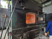 Risiko Tersembunyi di Balik 1.000 Derajat Pembakaran Sampah di Bali