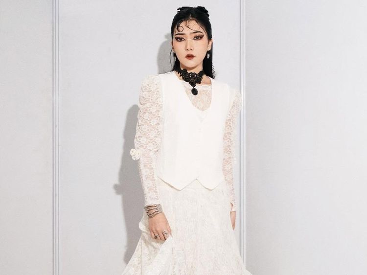 Riwayat Pendidikan Isyana Sarasvati Usai Ngaku Gak Terima Beasiswa LPDP