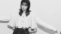 Isyana Sarasvati dalam wawancara detikcom pada 1 Februari 2018 bercerita mendapat schoolarship saat duduk di kelas 2 SMA. Jadi, Isyana mendapat fast track langsung S1 sebelum menyelesaikan SMA. (Foto: dok Instagram isyanasarasvati)