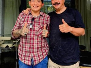 Diserang Hoaks, Kades Hoho Ternyata Akrab dengan Menteri Imipas: Motivator Saya