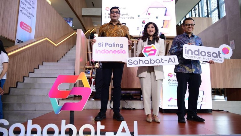 Kementerian Komunikasi dan Digital (Komdigi) bersama Indosat Ooredoo Hutchison memperkenalkan Sahabat-AI sebagai platform kecerdasan artifisial yang diklaim sebagai AI dari dan untuk Indonesia.