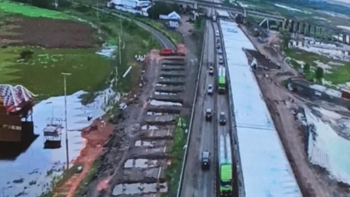 Kondisi Tol Palembang-Kayuagung yang masih tahap perbaikan.