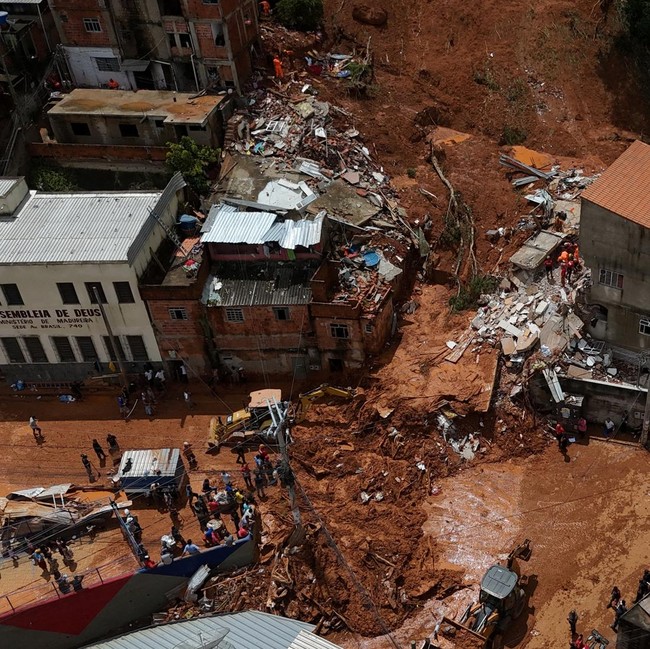 Longsor Terjang Tenggara Brasil, Puluhan Orang Tewas