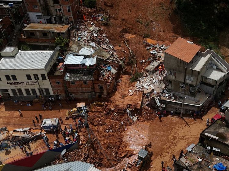 Longsor Terjang Tenggara Brasil, Puluhan Orang Tewas