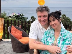 Potret Maudy Koesnaedi Mesra Bareng Suami, Wajah Awet Muda Curi Atensi