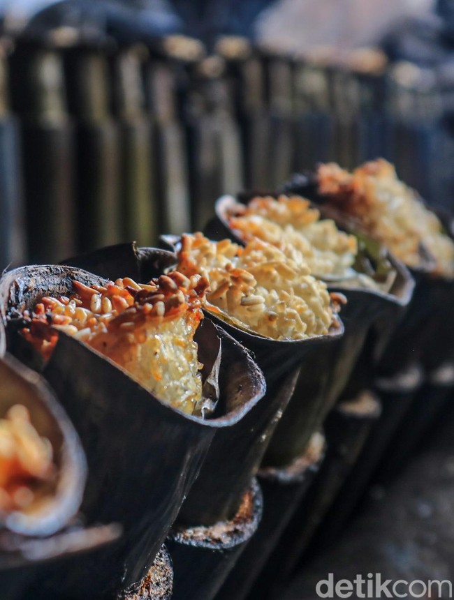 Permintaan Melejit saat Ramadan, Lemang Senen Laris Manis