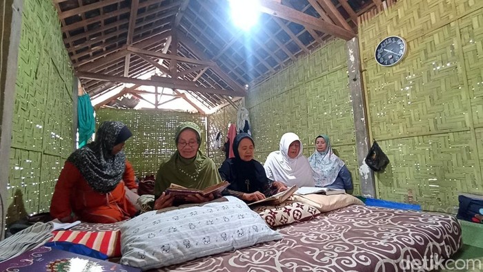 Pondok Ramadan Lansia di Blitar