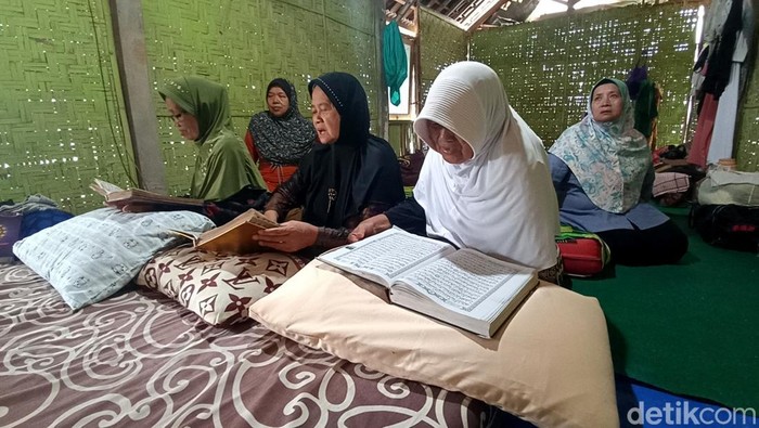 Pondok Ramadan Lansia di Blitar