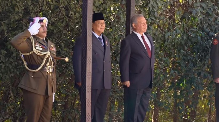 Presiden Prabowo Subianto menemui Raja Kerajaan Yordania Hasyimiah, Raja Abdullah II ibn Al Hussein, di Istana Basman di Amman, Yordania. (YouTube/Sekretariat Presiden)