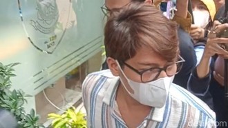 Rizky Billar Datangi Polda Metro Jaya Didampingi Pengacara, Ada Apa?